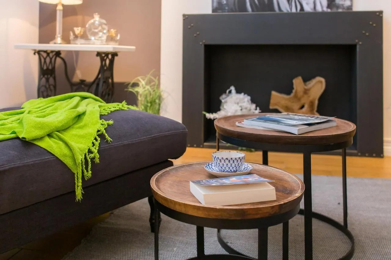 Charlie Chaplin Apartment Split